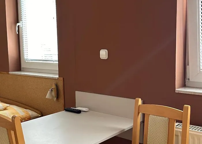 纳瓦温德加兹酒店 3* 蒂豪尼