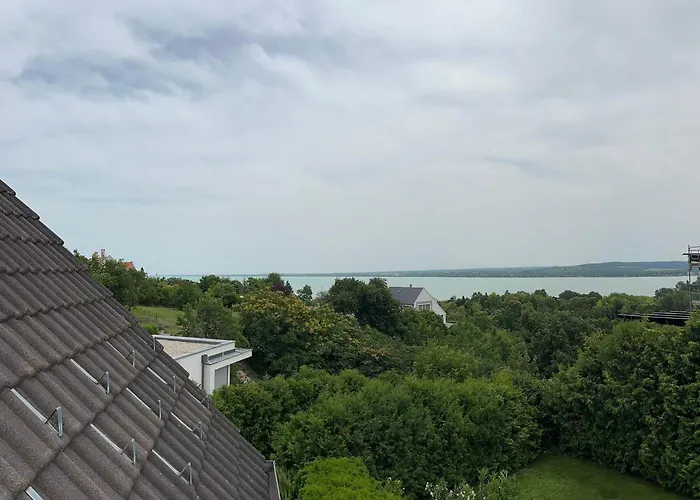 Návay 3* Tihany